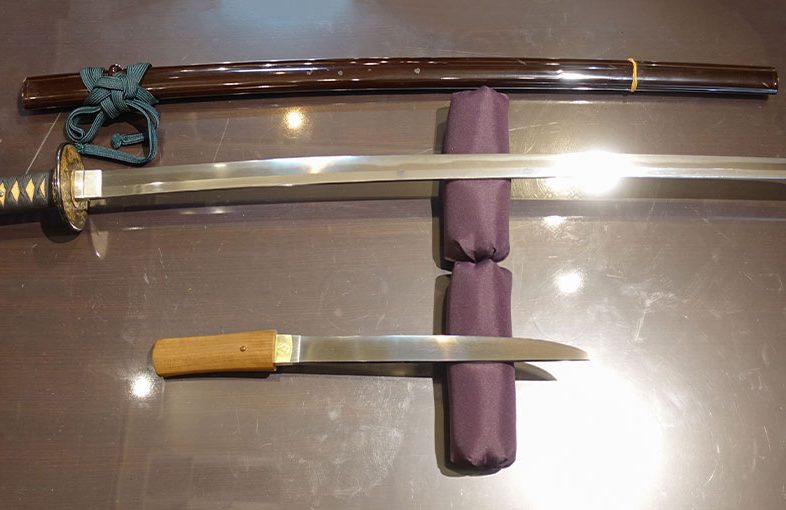 2021年4月5日掲載：秋田県男性から、刀1振、短刀1振を宅配買取