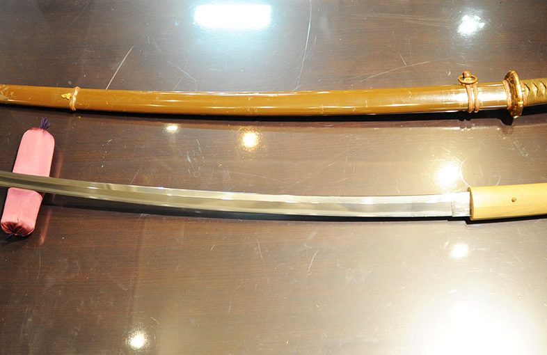 2021年4月15日掲載：宮城県男性から、刀在銘1振軍刀拵付きを宅配買取