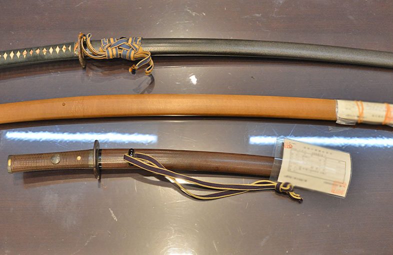 2022年2月14日掲載：大阪府女性から、刀1振、脇差1振を宅配買取