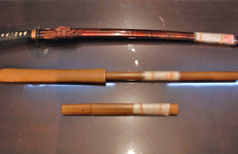 2022年7月15日掲載：神奈川県女性から、刀1振、短刀1振、槍1振を宅配買取