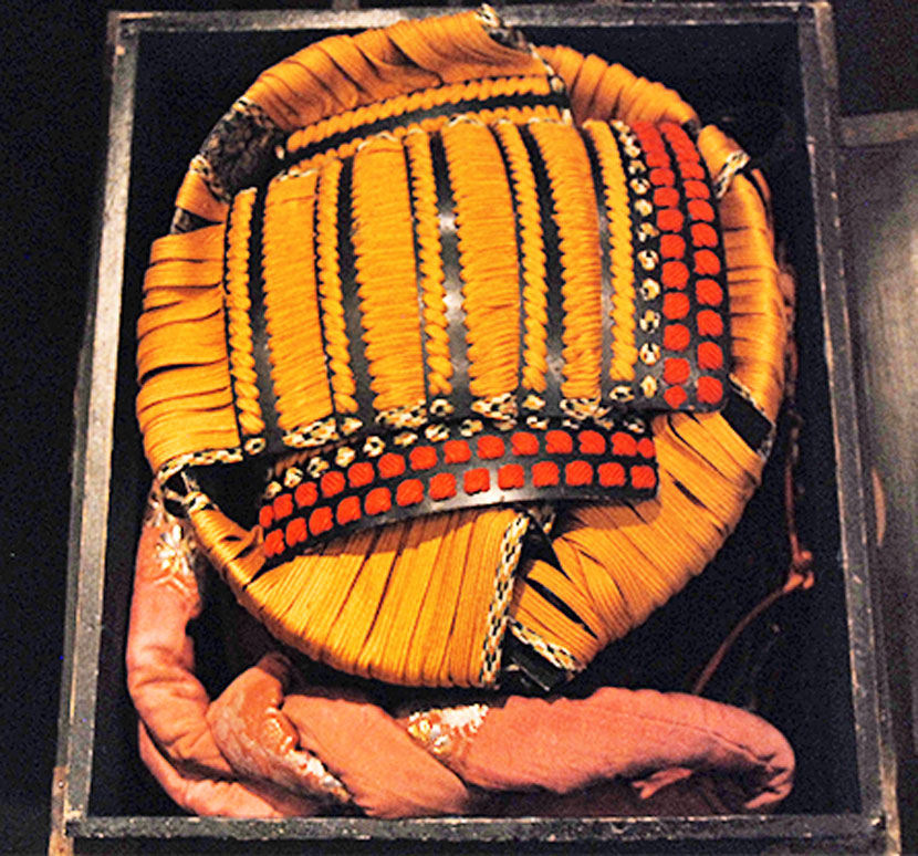 2022年8月10日掲載：東京都 女性から、現代鎧1領、刀2振を宅配買取