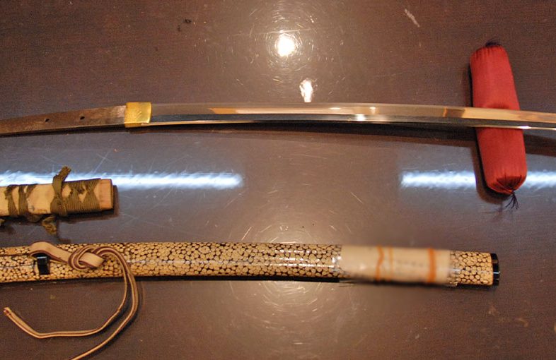 2022年10月20日掲載：東京都女性から、脇差1振、短刀1振を持込買取