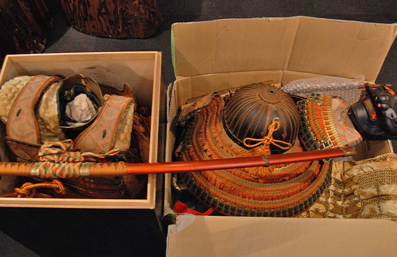 2022年12月9日掲載：栃木県男性から、甲冑1領、拵1点を宅配買取