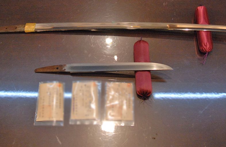 2023年1月31日掲載：神奈川県 男性から、刀1振 脇差1振 短刀1振を持込買取