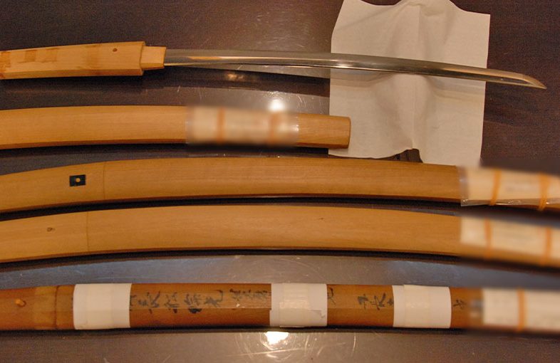 2023年6月28日掲載：神奈川県 男性から、刀12振 脇差12振 薙刀1振 他刀装具を出張買取