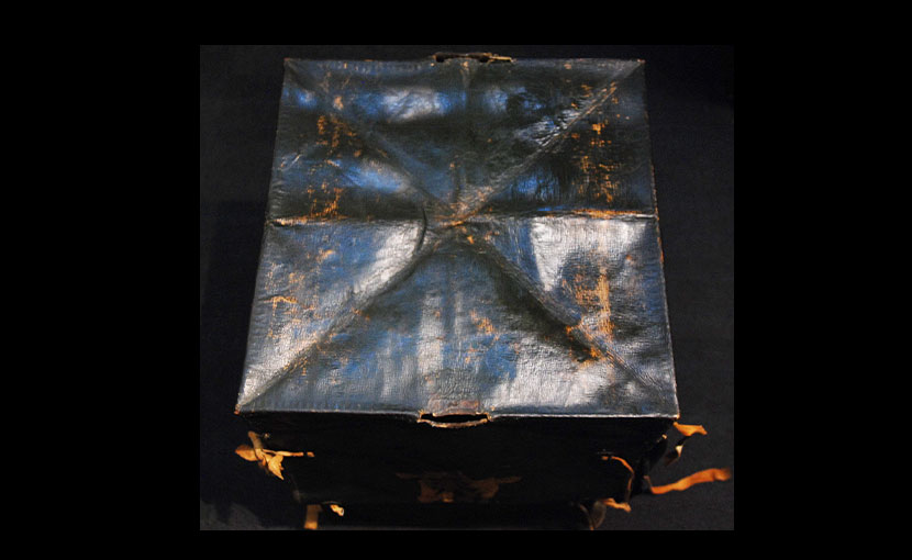 2023年8月17日掲載：熊本県 男性から、鎧部品 数点を宅配買取