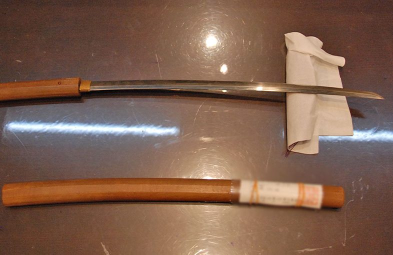 2023年9月28日掲載：神奈川県 女性から、脇差1振 短刀1振を持込買取