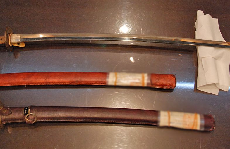 2023年11月18日掲載：東京都 男性から、刀1振 脇差1振を持込買取