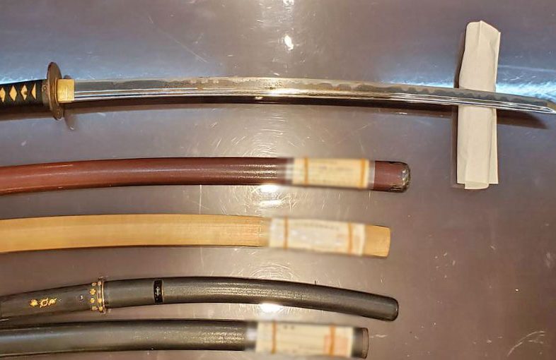 2024年5月10日掲載 埼玉県男性から、刀2振 脇差2振 他金具数点を持込買取