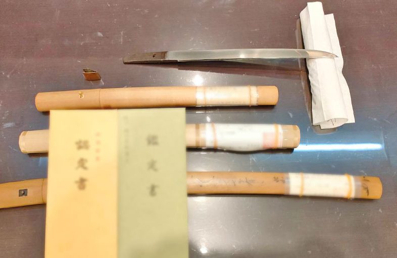 2025年1月31日掲載 静岡県男性から、脇差2振 短刀1振を持込買取