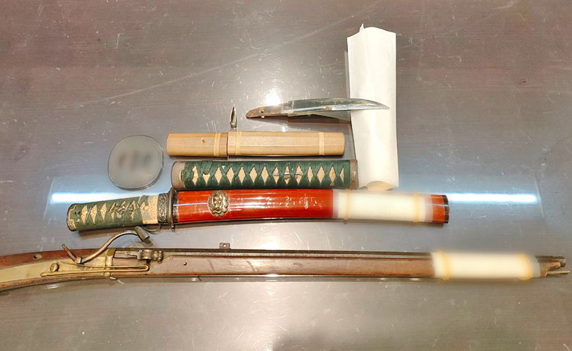 2025年2月24日掲載 香川県男性から、短刀2振 火縄銃1丁 鍔1点 柄1点を宅配買取