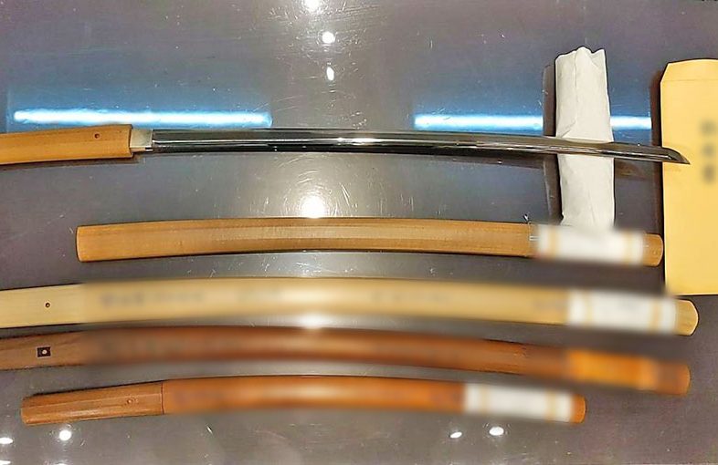 2025年4月4日掲載 東京都男性から、刀 在銘 1振 無銘 2振 脇差 1振 を宅配買取