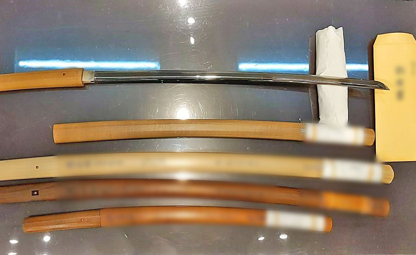 2025年4月4日掲載 東京都男性から、刀 在銘 1振 無銘 2振 脇差 1振 を宅配買取