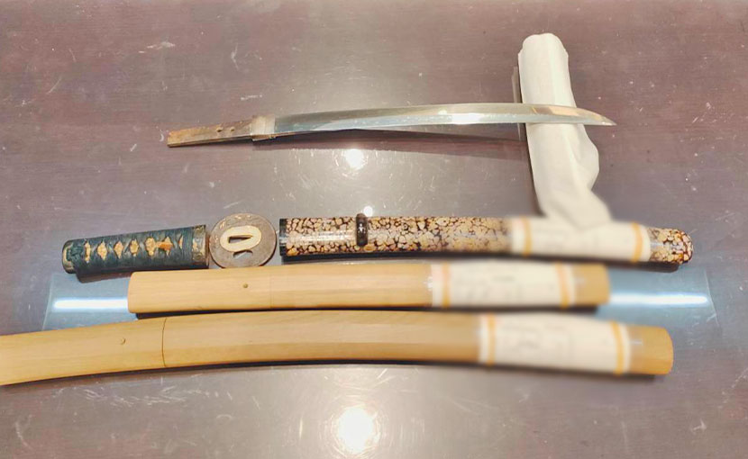 2025年9月4日掲載 茨城県 男性から、脇差2振 短刀1振を持込買取