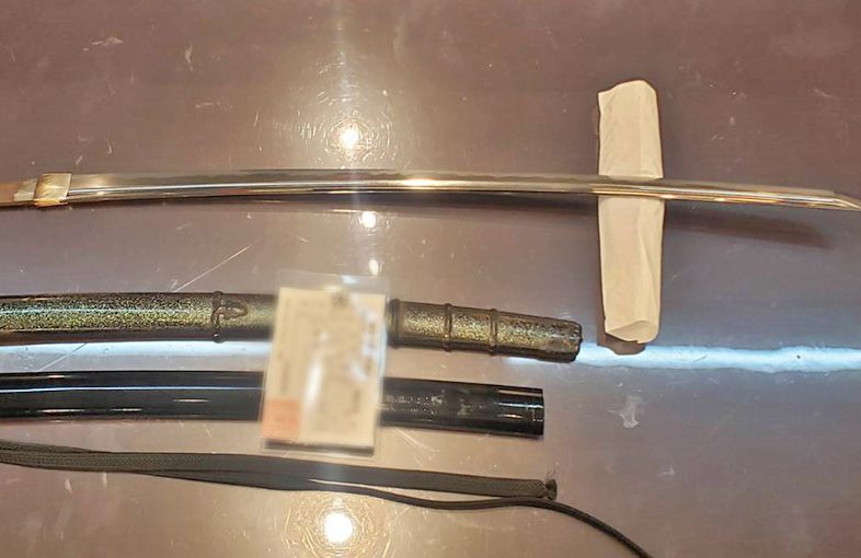 2025年10月6日掲載 埼玉県 女性から、刀1振 刀装1点を持込買取